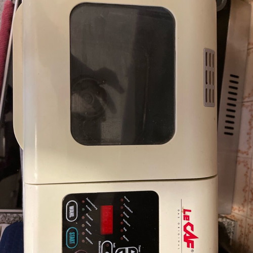 Bread maker used with recipe book