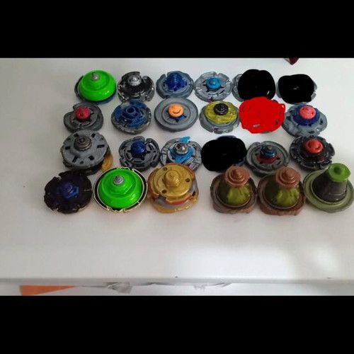 Beyblade used in various conditions, bundle