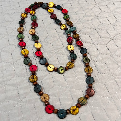Necklace multicolored with round wooden beads like new