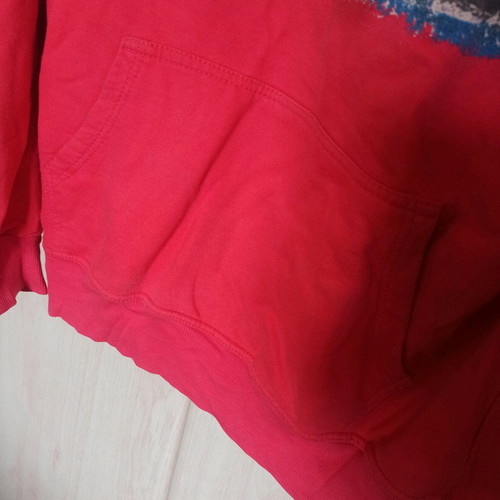 Pink women's sweatshirt with print slightly used