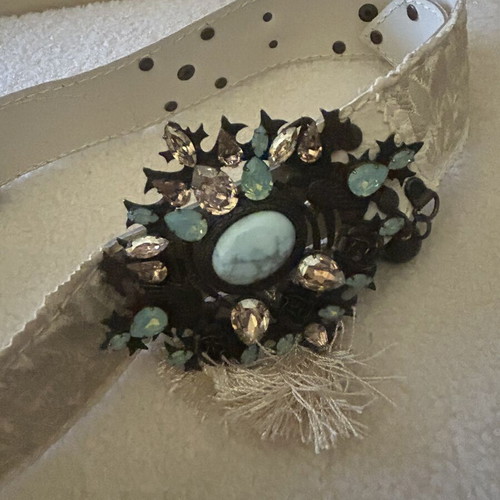 Dukas belt white with stones like new, size 90