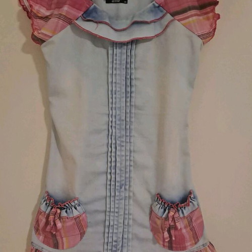 Denim mini dress with ruffles and pockets like new, multicolor