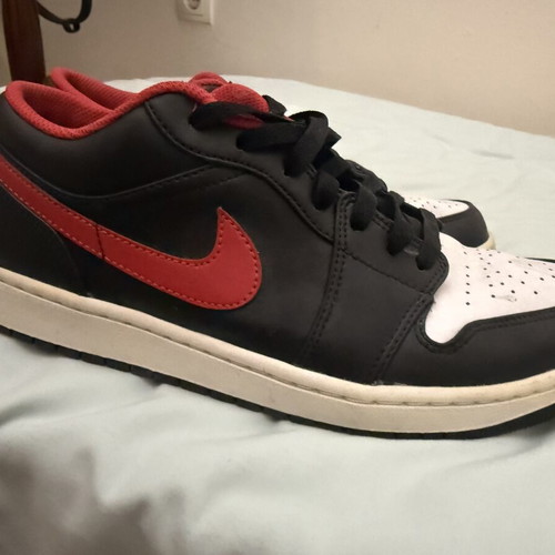 Nike Jordan sneakers, size 44, black and red
