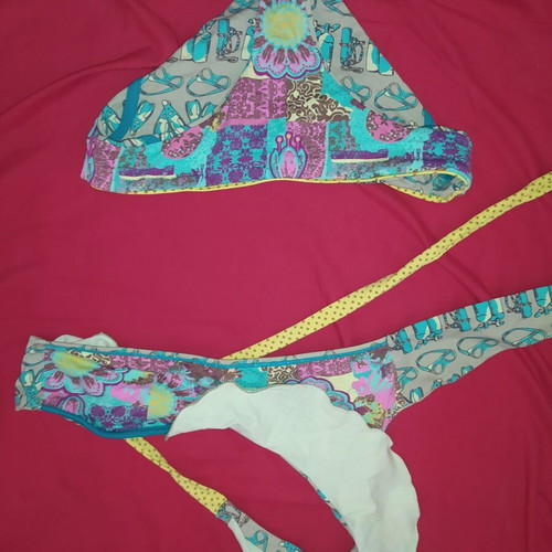 Maaji women's swimsuit reversible, polymorphic, like new, multicolor
