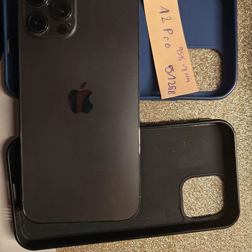 iPhone 512GB like new with two cases and car charger