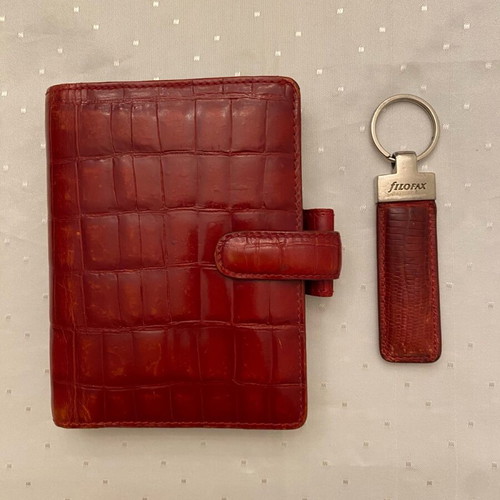 Filofax leather agenda and Croc-style key holder like new