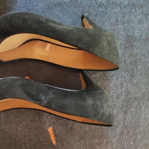 Black suede pumps used, size 37, 4 cm heel