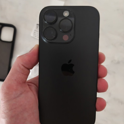 iPhone 16 Pro 8/128 Black new with Spigen case