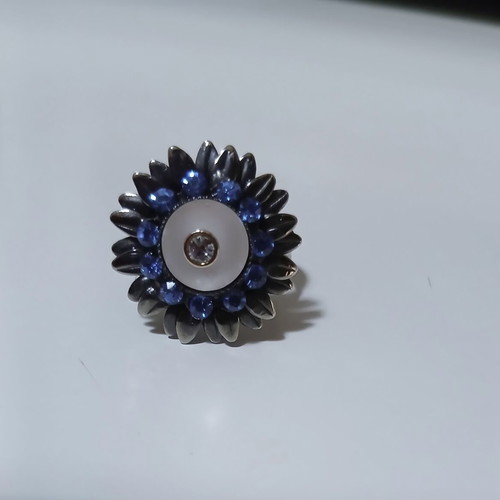 Vintage Fo Bijou Daisy Ring with Blue Crystals adjustable, like new