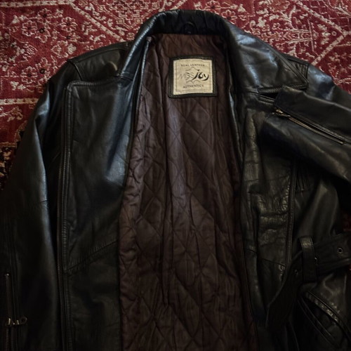 Leather jacket new with matching belt, unisex, black