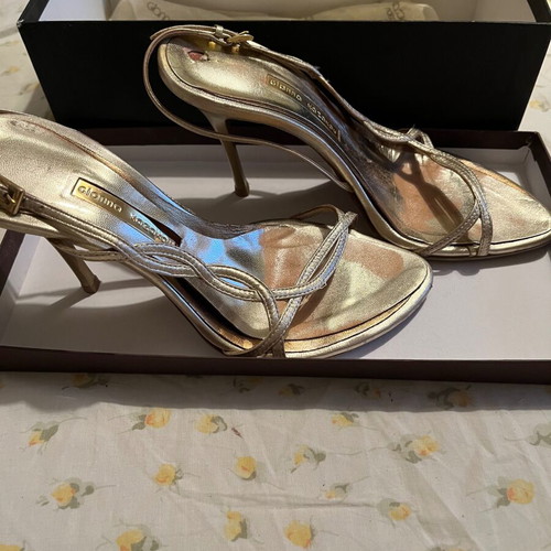 Gianna Kazakou women's gold leather vintage sandals used