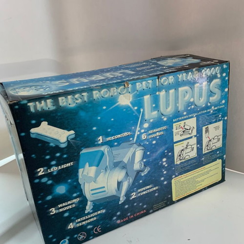 LUPUS robotic dog new, vintage smart pet from 2000