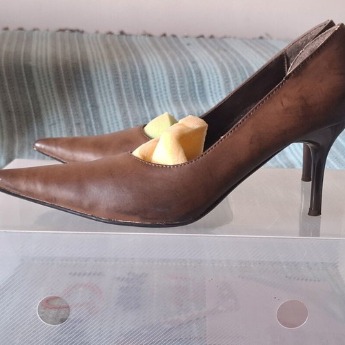 Leather women's pumps size 37 used, brown