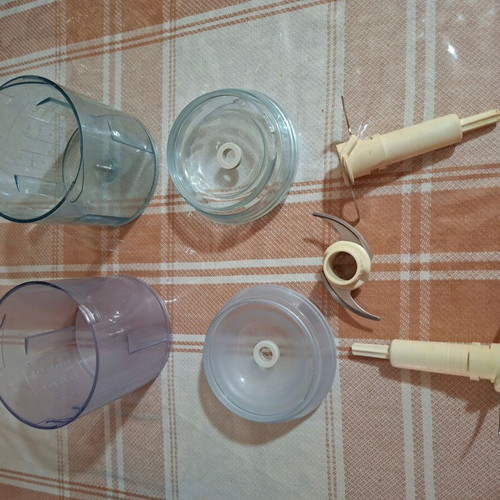 Izzy Multi spare parts with blades and containers used