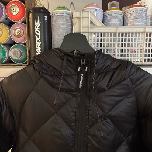 And Wander Black Diamond Stitch Down Jacket like new, size M-L