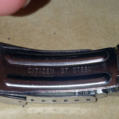 Citizen Sapphire WR200 watch for repair or spare parts, like new