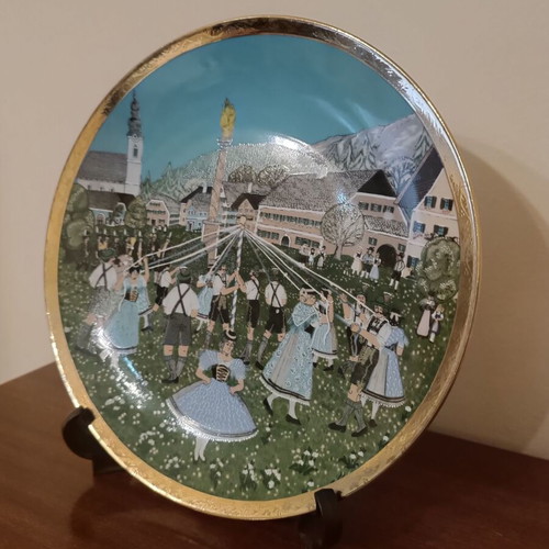 Bavaria Porzellan vintage decorative plate like new