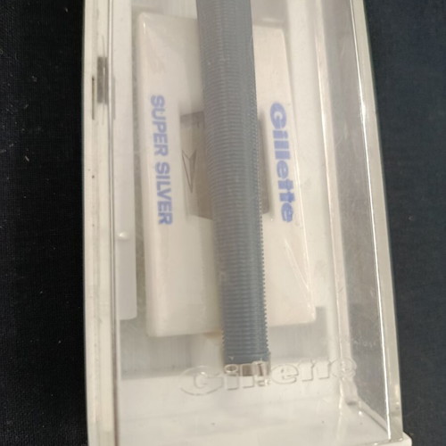 Gillette Super Slim Silver vintage ξυριστική μηχανή σαν καινούργιο, δεκαετία 70