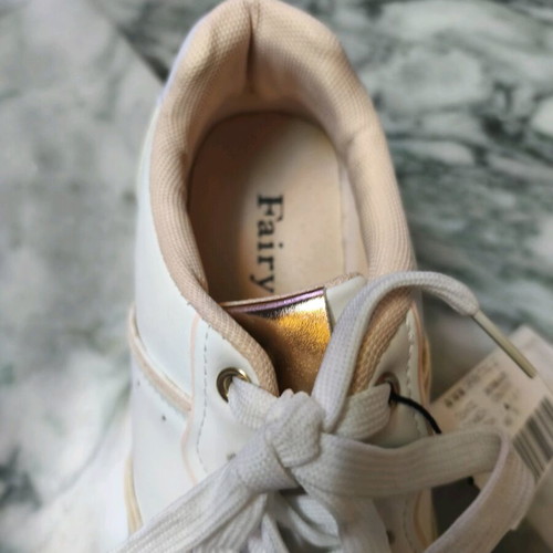 Fairy sneakers new, white with pink details, size 36