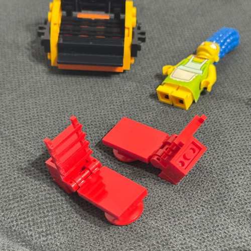 Lego Simpsons minifigures 71006 like new, house set with accessories