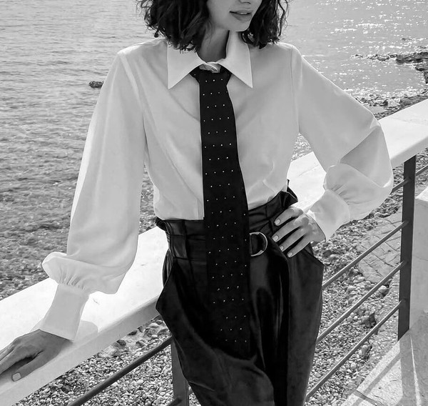 White shirt