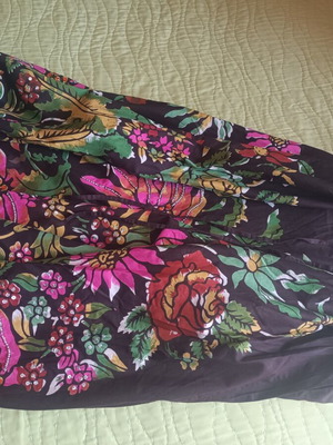 Floral skirt one size M/L like new, brown multicolor