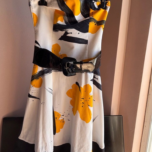 Forel dress like new, strapless, white with yellow flowers, size S/M