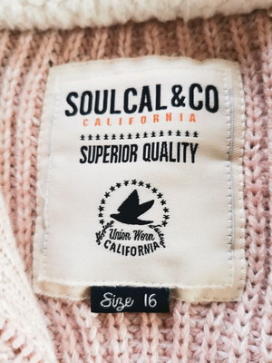 Pink knitted cardigan new, size 16 UK