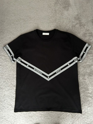 Givenchy Black Logo Chain T-Shirt S like new