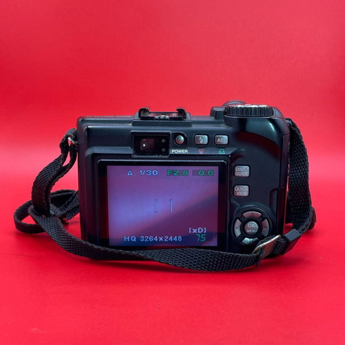 Olympus SP-350 digital camera used, 8.0 MP, 3x optical zoom