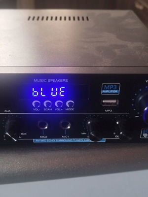 Mini Bluetooth amplifier AK55 like new with multiple inputs