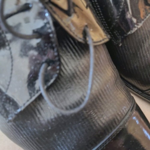 Men's patent leather shoes size 42 like new, black