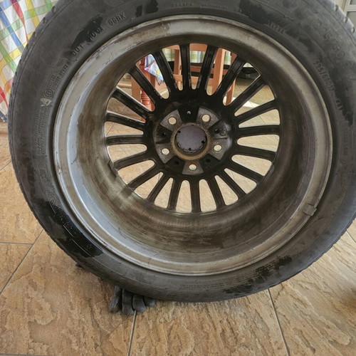 BMW wheel and tire set, 225/50/17