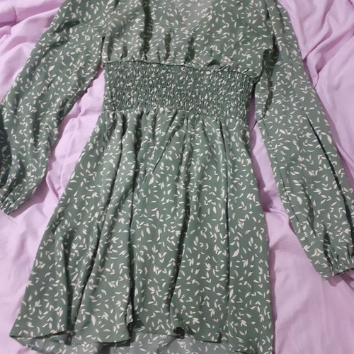 Long-sleeve mini dress with neckline and elastic waist new, green size M
