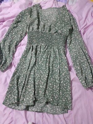 Long-sleeve mini dress with neckline and elastic waist new, green size M