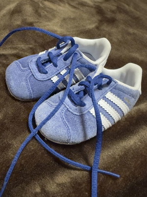 Baby shoes like new, soft and comfortable