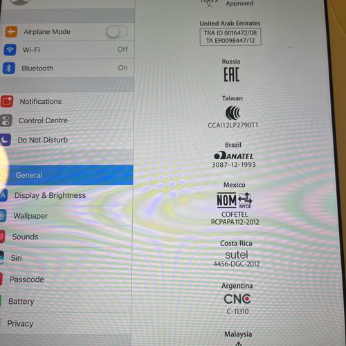 iPad 4th generation like new with crack on top right