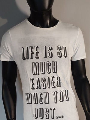 Bershka white T-shirt size M with letters