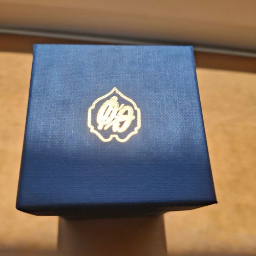 Glass decorative item like new with gift box