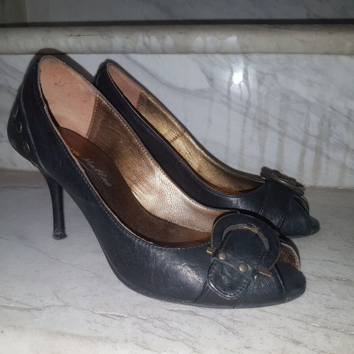 Tsakiris Mallas black pumps used, medium heel, size 36