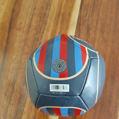 Nike F.C Barcelona ball diameter 15cm like new
