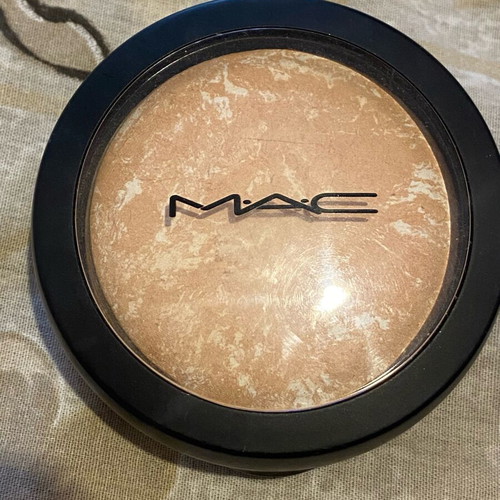 MAC Cosmetics Mineralize Skinfinish NC30 face powder like new 15g