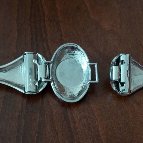 Gutos solid silver belt buckle used with crystals vintage