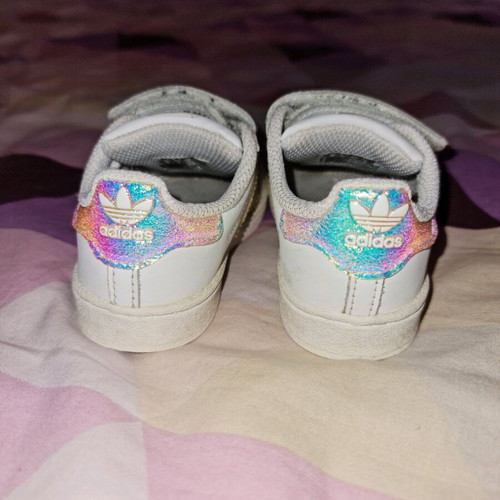 Adidas Superstar 23.5 like new with iridescent details white sports shoes