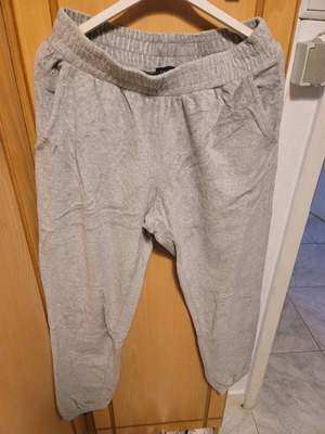 Velour tracksuit like new with elastic at leg bottom size M