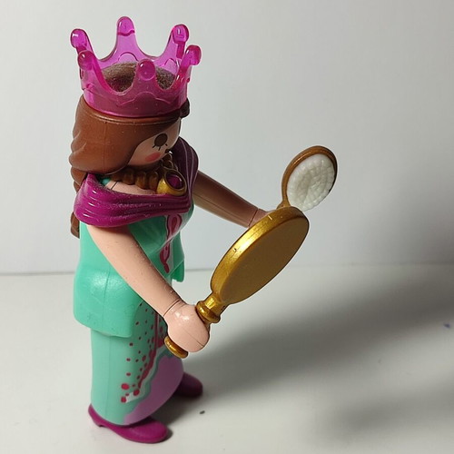 Playmobil Princess new with crown and mirror