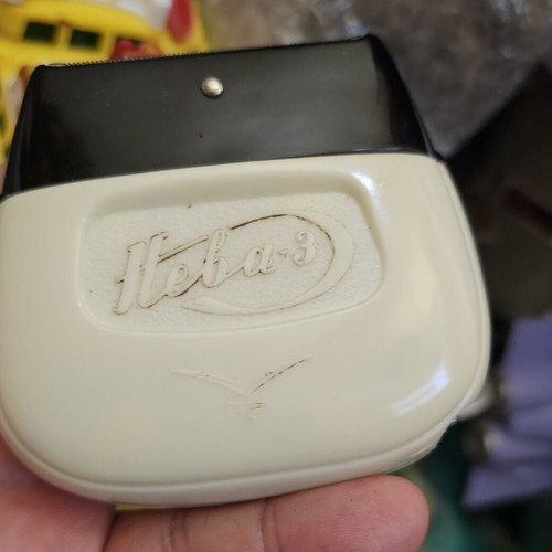 Neva-3 vintage electric shaver used, Soviet origin, bakelite
