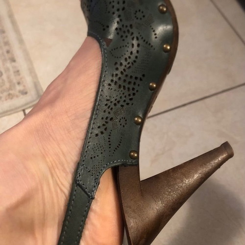 Sisley blue-green sandals with 10cm wooden heel like new