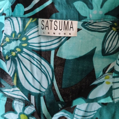 Satsuma shirt with embroidered sequins
