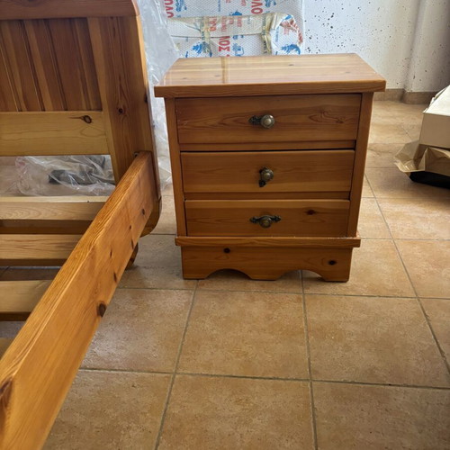 Single bed with nightstand and mattress like new, Swedish wood